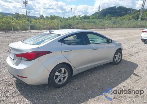 2015 Hyundai Elantra Se z USA, uszkodzony, nr VIN KMHDH4AE3FU329932